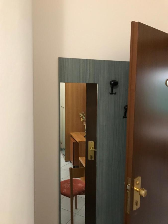 Hotel Amico Fritz リヴォルノ エクステリア 写真