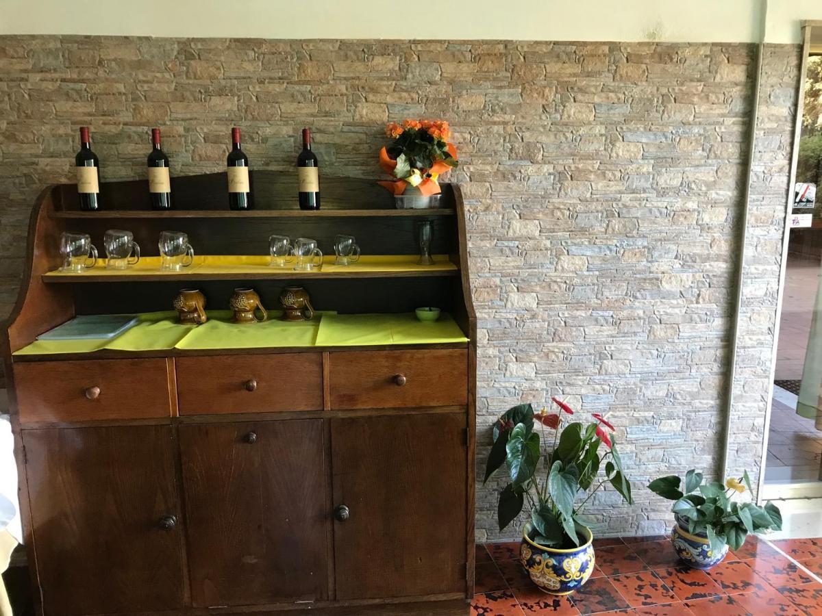 Hotel Amico Fritz リヴォルノ エクステリア 写真